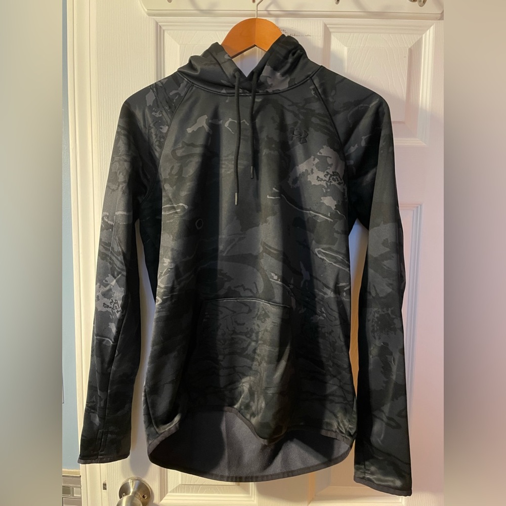 UA womens black camo hoodie medium